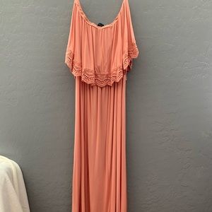 Maxi strapless dress